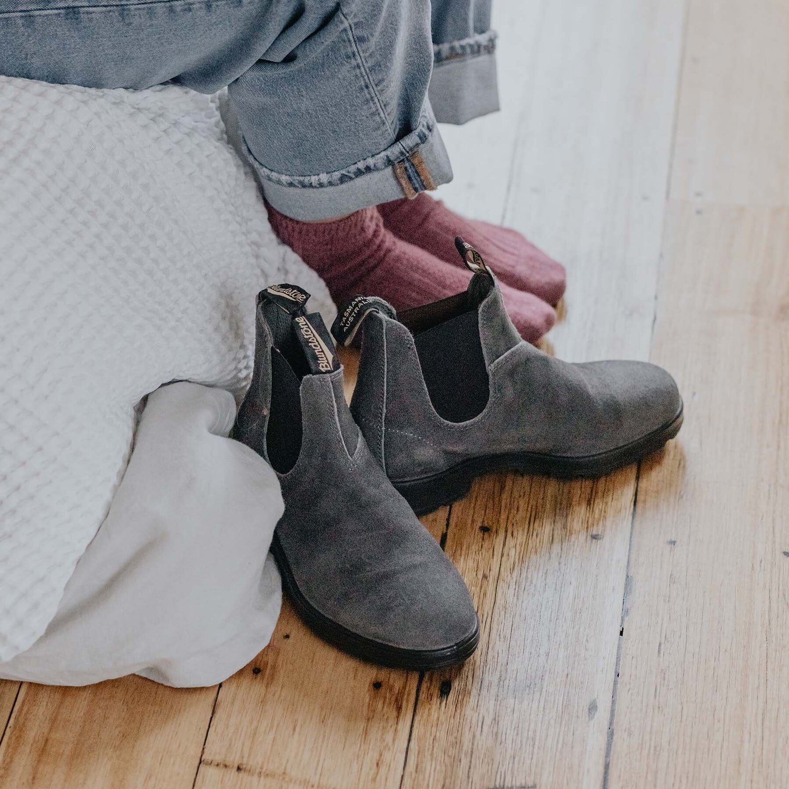 Blundstone 1910 Grey Unisex Suede Boots